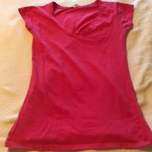 3 for $15 ☀️Love Love Lo coral Tshirt